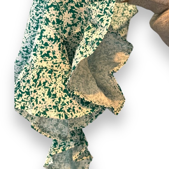 ROMWE | Green & White Boho CottageCore Floral Ruffle Romper | Size Medium - Picture 6 of 6